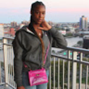 Meet your Posher, Nia